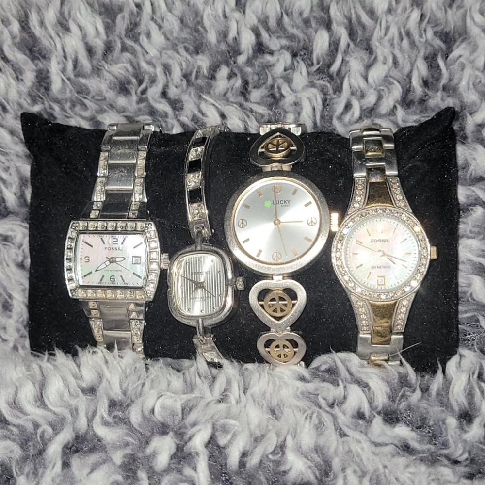 🍀 Set of 4 Fossil & Lucky Watches 🍀